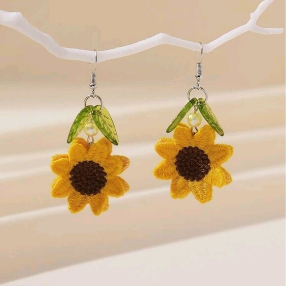 Jewelry - Crochet Sunflower Handmade Drop Elegant Cute Earrings Yellow Green NWT